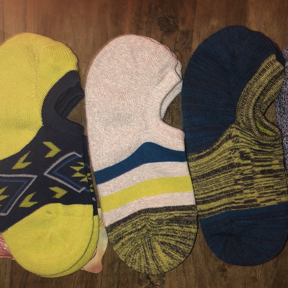 Lot of Men’s no show socks. - Picture 2 of 3